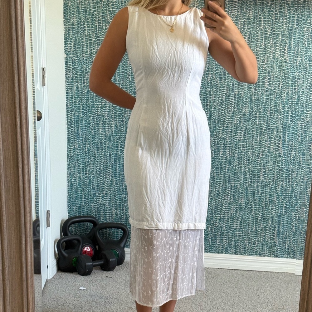 Vintage M.H.M White Sleeveless Dress with Sheer Lace Bottom - Picture 5 of 5